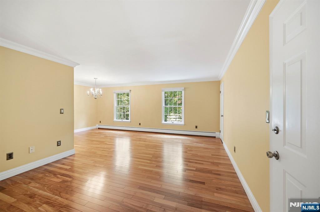 137 S Maple Avenue B - Photo 4
