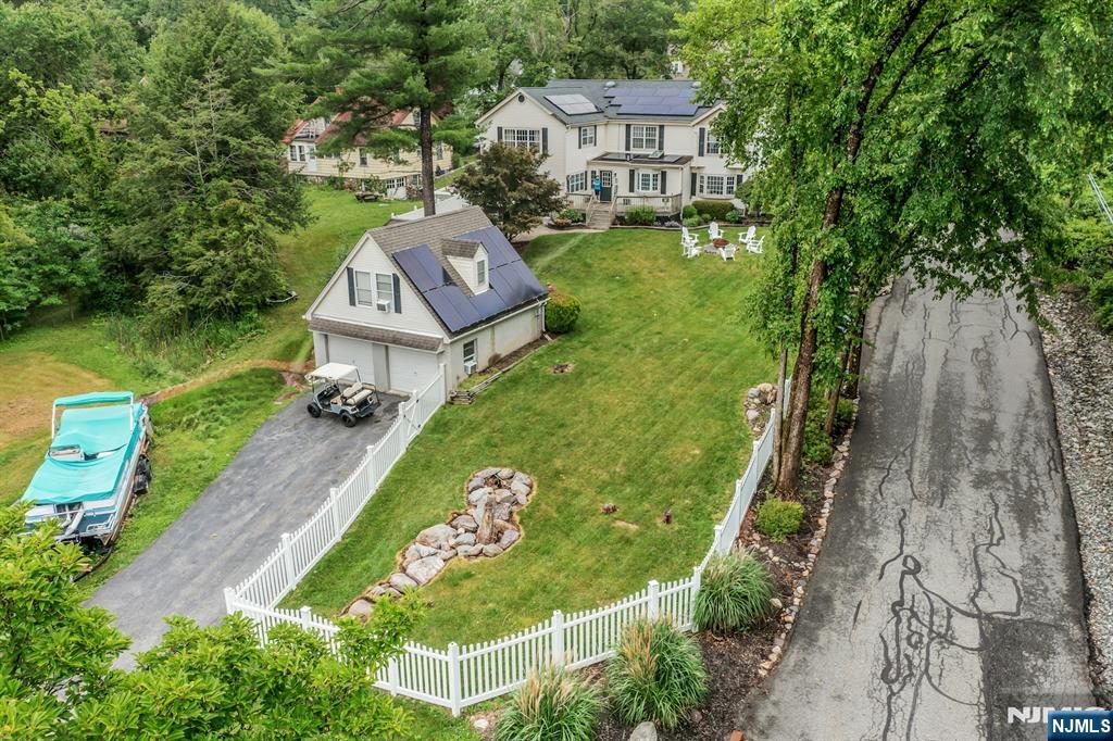 16 Shephard Road — photo 35