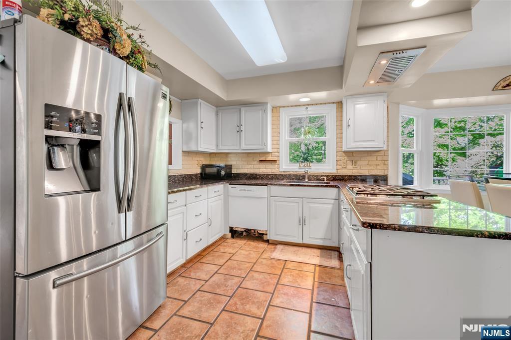9 Wooded Hill Lane — photo 12