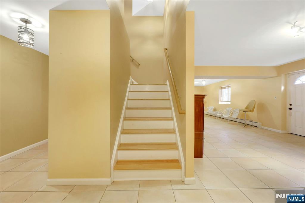 411 Fairway Drive — photo 31
