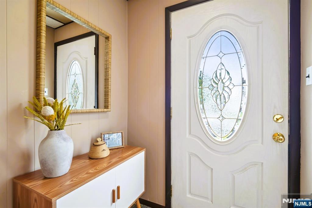 727 Palisade Road - Photo 2