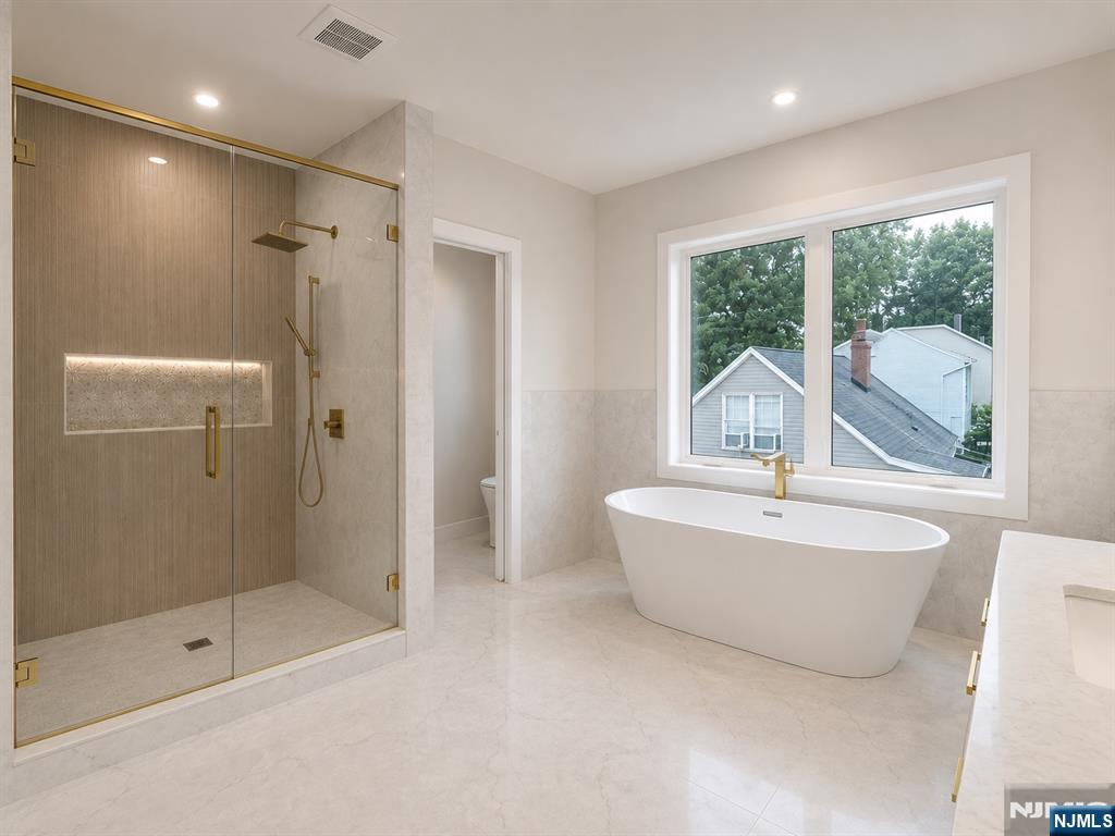112 Old Tappan Road — photo 12