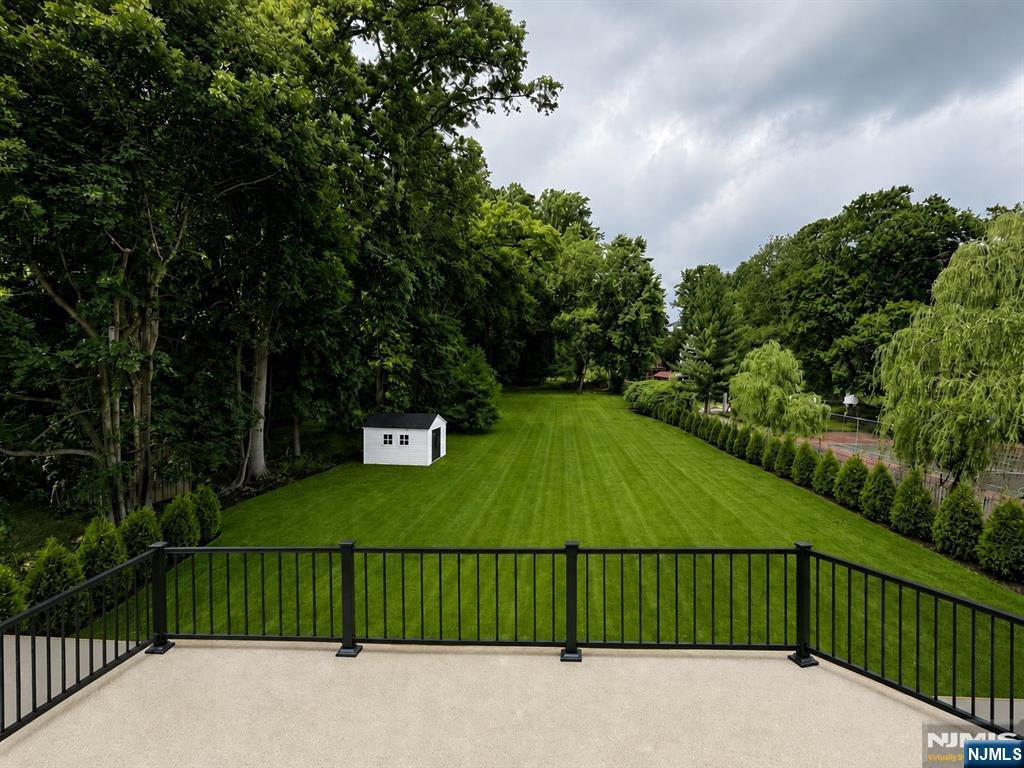 112 Old Tappan Road - Photo 3