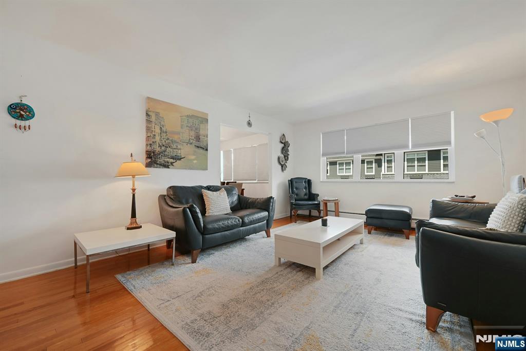 8 Cumbermeade Road - Photo 3