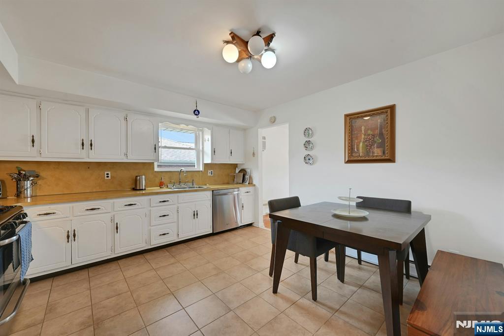 8 Cumbermeade Road - Photo 4