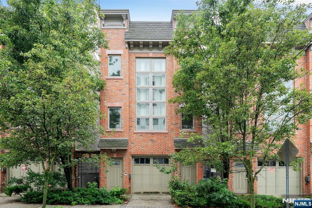 67 Bleecker Street 2 - Photo 1