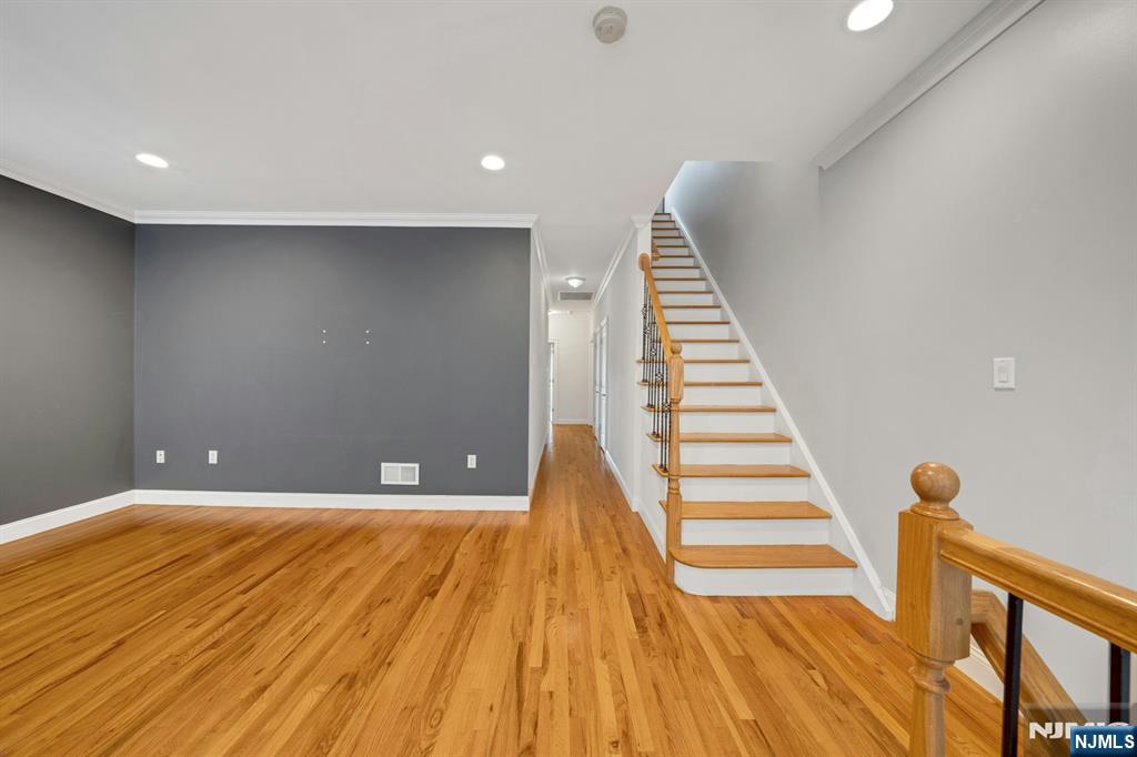 67 Bleecker Street 2 - Photo 15
