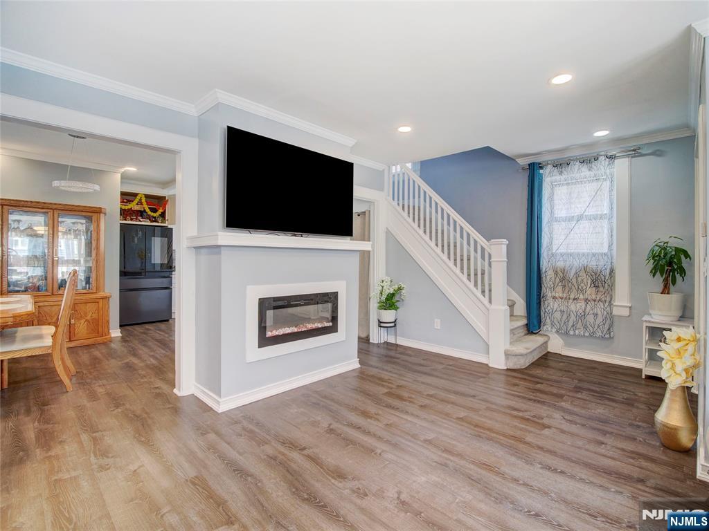 176 Forest Street - Photo 5