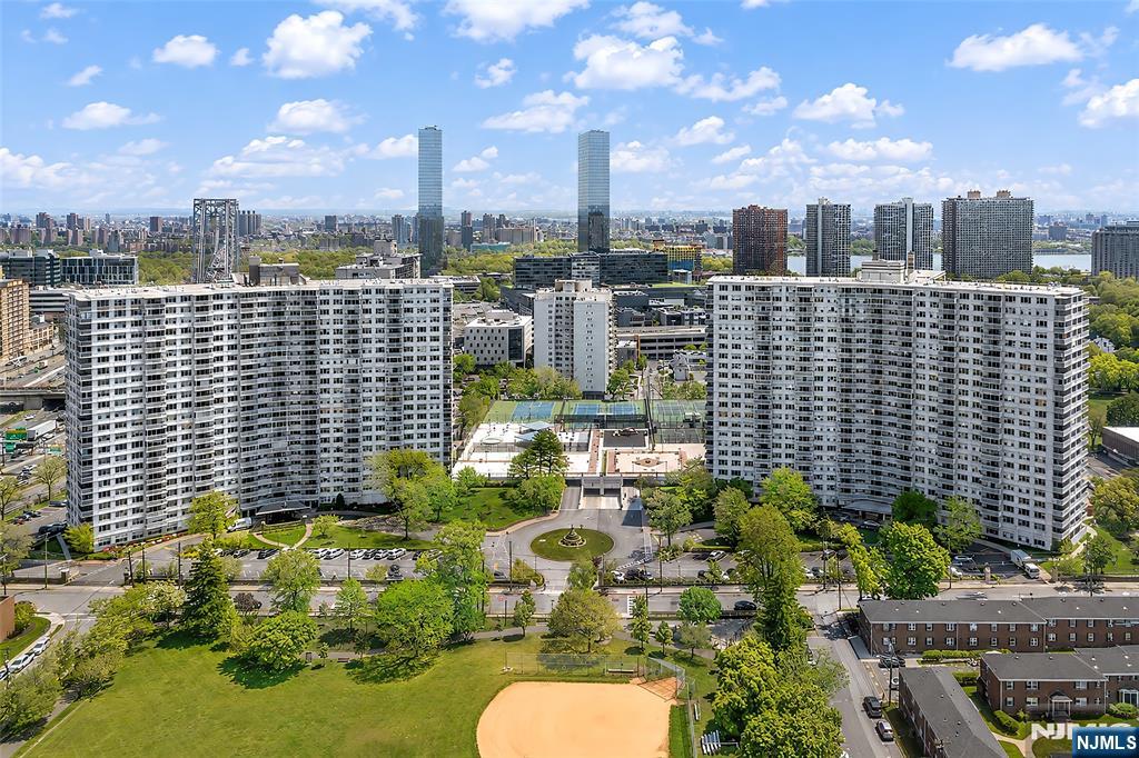 2100 Linwood Ave #19V, Fort Lee, NJ 07024
