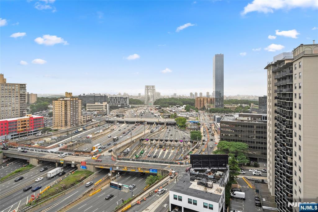 2100 Linwood Ave #19V, Fort Lee, NJ 07024