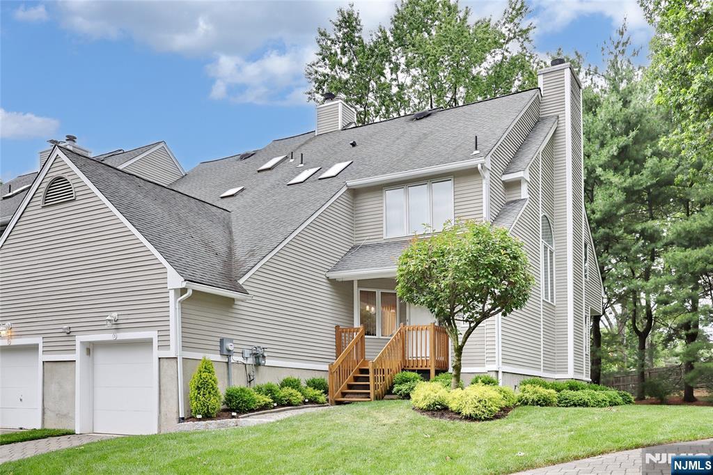 30 Reagan Way #530A, Twp Of Washington, NJ 07676