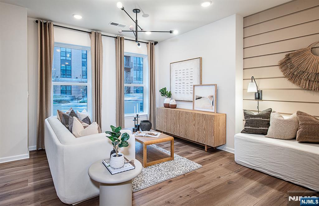 400 Sycamore Street 406 - Photo 4