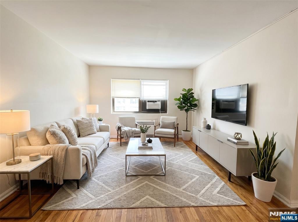 3050 Edwin Ave #3F, Fort Lee, NJ 07024