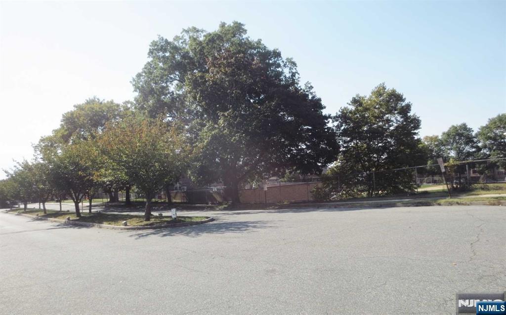 456 Glen Avenue A - Photo 2