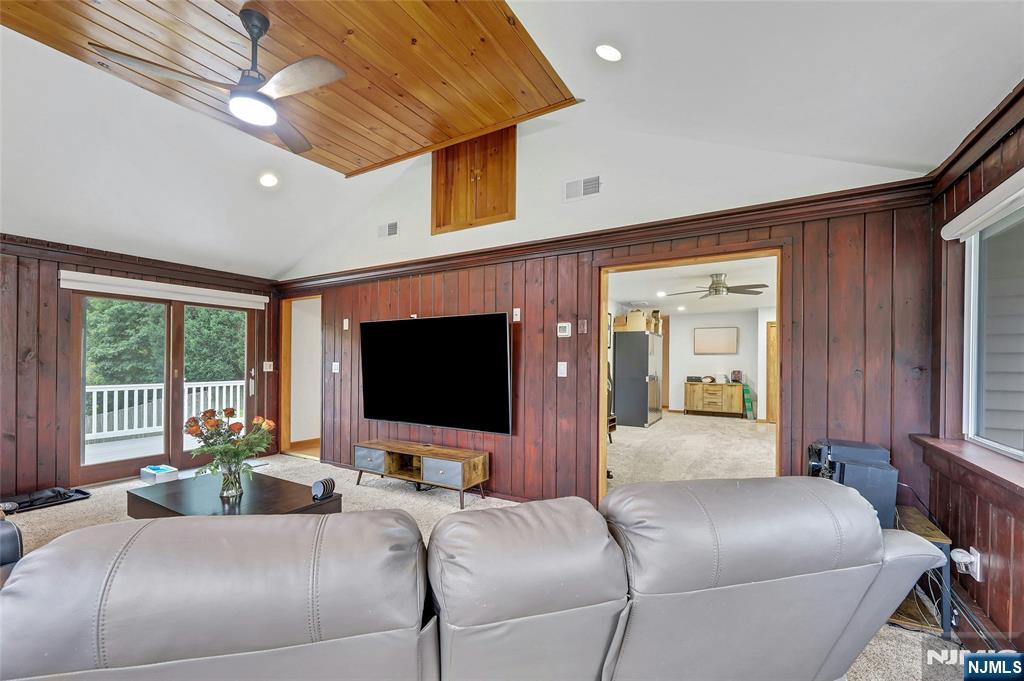 406 High Crest Drive - Photo 5