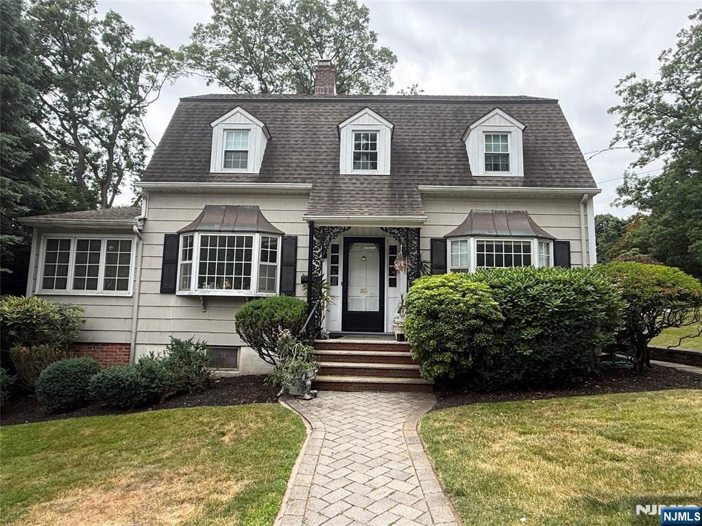 Homes for sale in Verona, NJ | 53 Howard St, Verona, NJ 07044 | MLS# 26023386