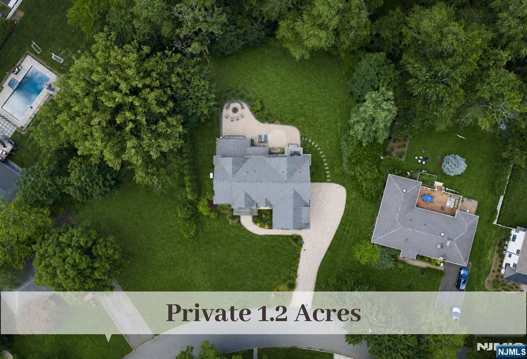 420 Eastgate Road - Photo 2