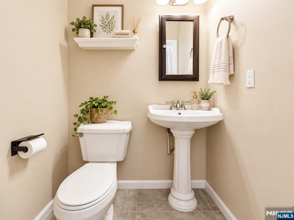 7 Sloop Square - Photo 4