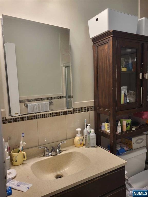 27 W Clinton Ave #1E, Tenafly, NJ 07670