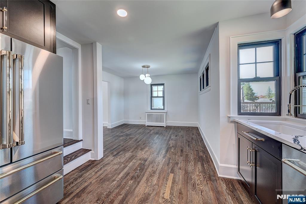 35 Sheridan Avenue - Photo 5