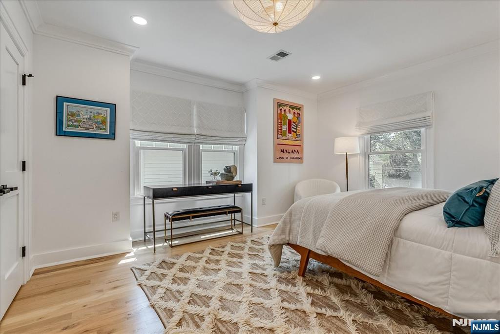27 Montclair Avenue — photo 31