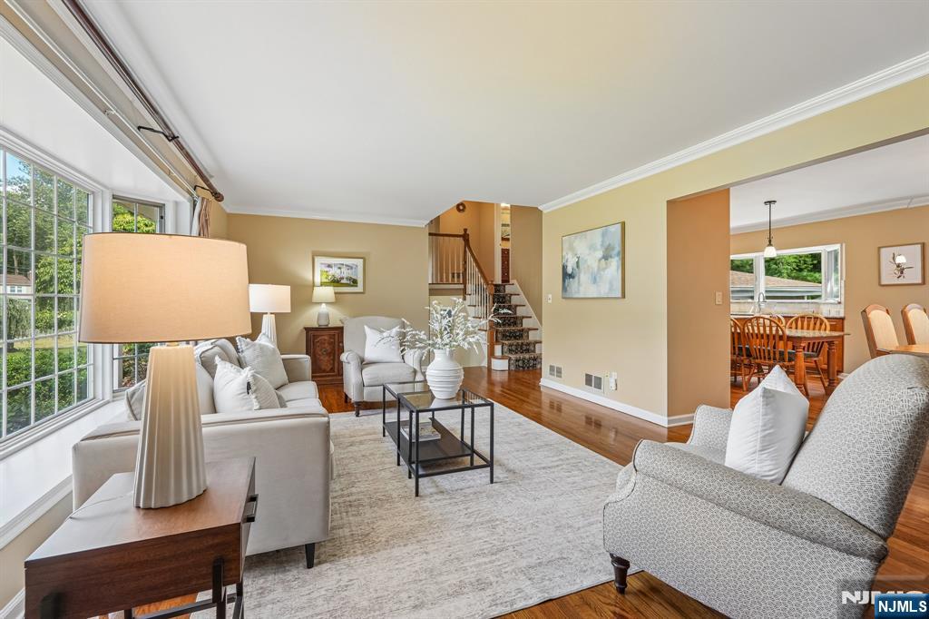33 Maria Drive — photo 10