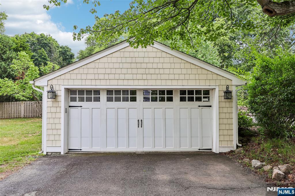 Homes for sale in Wyckoff, NJ | 3 Madison Hts, Wyckoff, NJ 07481 | MLS# 26023435