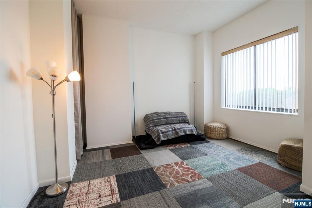 108 Harmon Cove Tower - Photo 4
