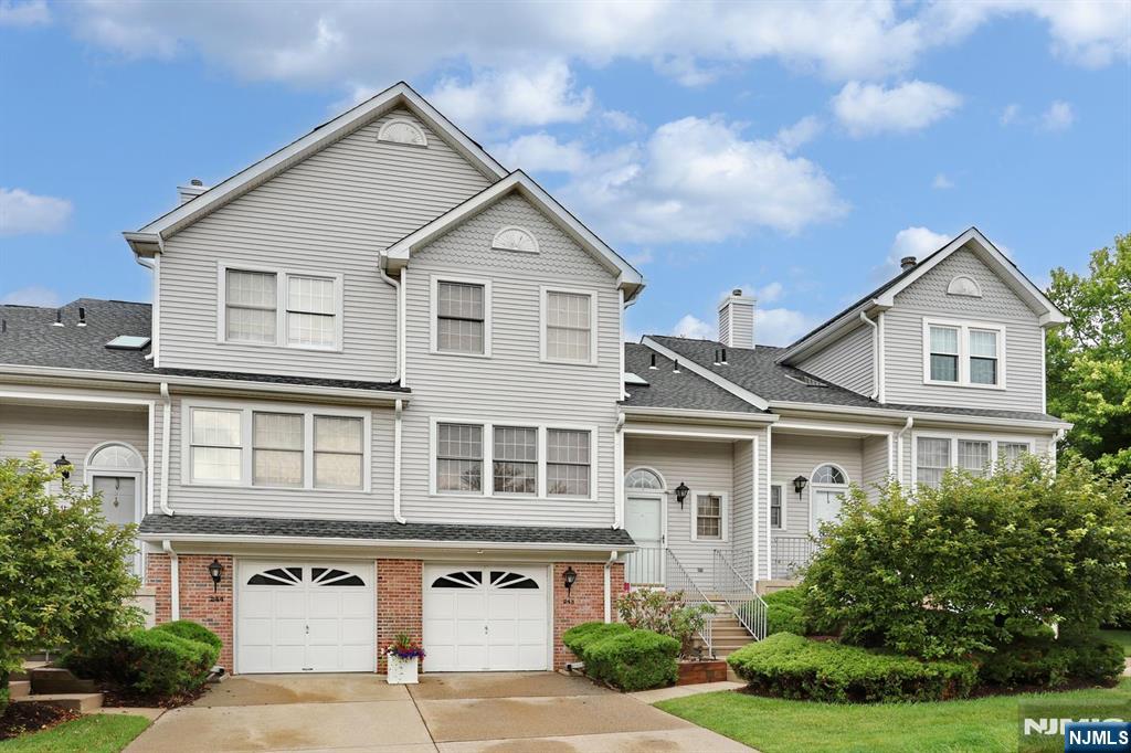 243 Harvard Drive - Photo 3