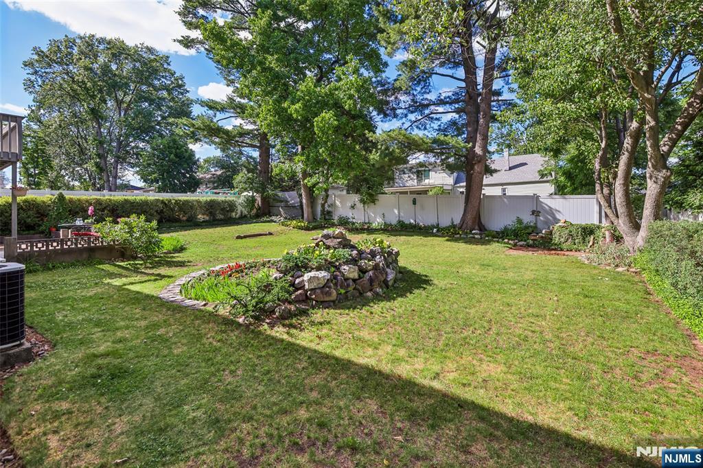 181 Behnke Avenue — photo 26