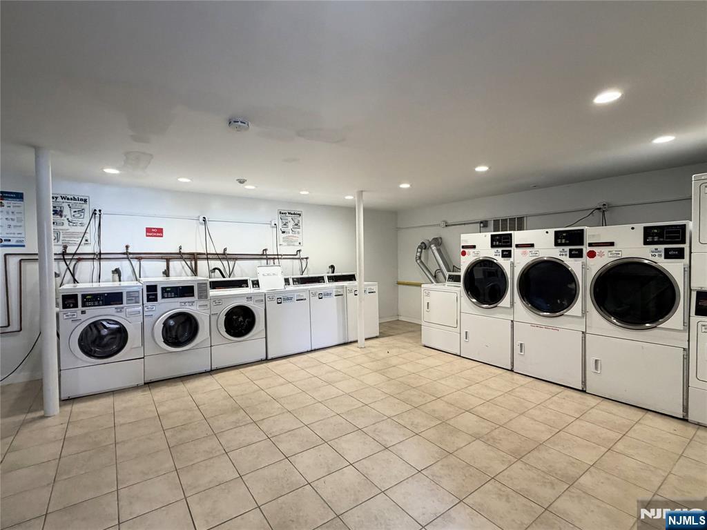 974 Main Street F6 - Photo 4