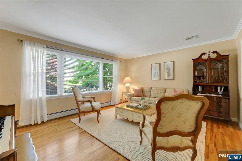 25 Hollywood Avenue - Photo 4