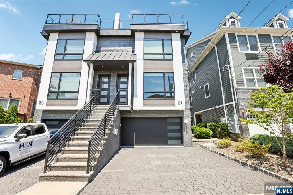 21 Cumbermeade Road - Photo 1