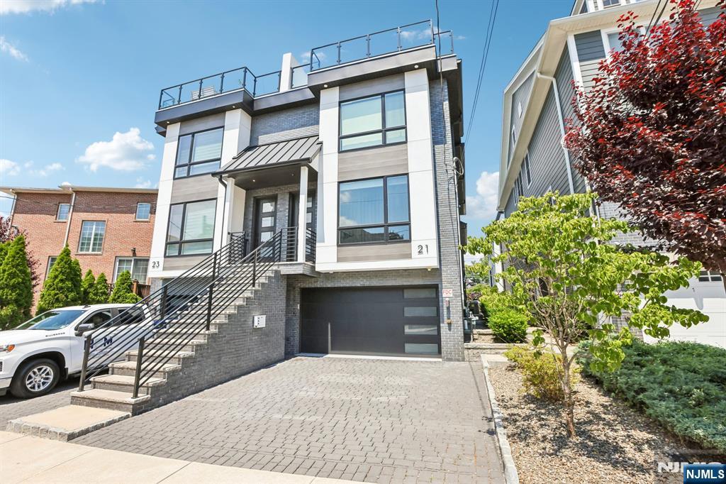 21 Cumbermeade Road - Photo 2