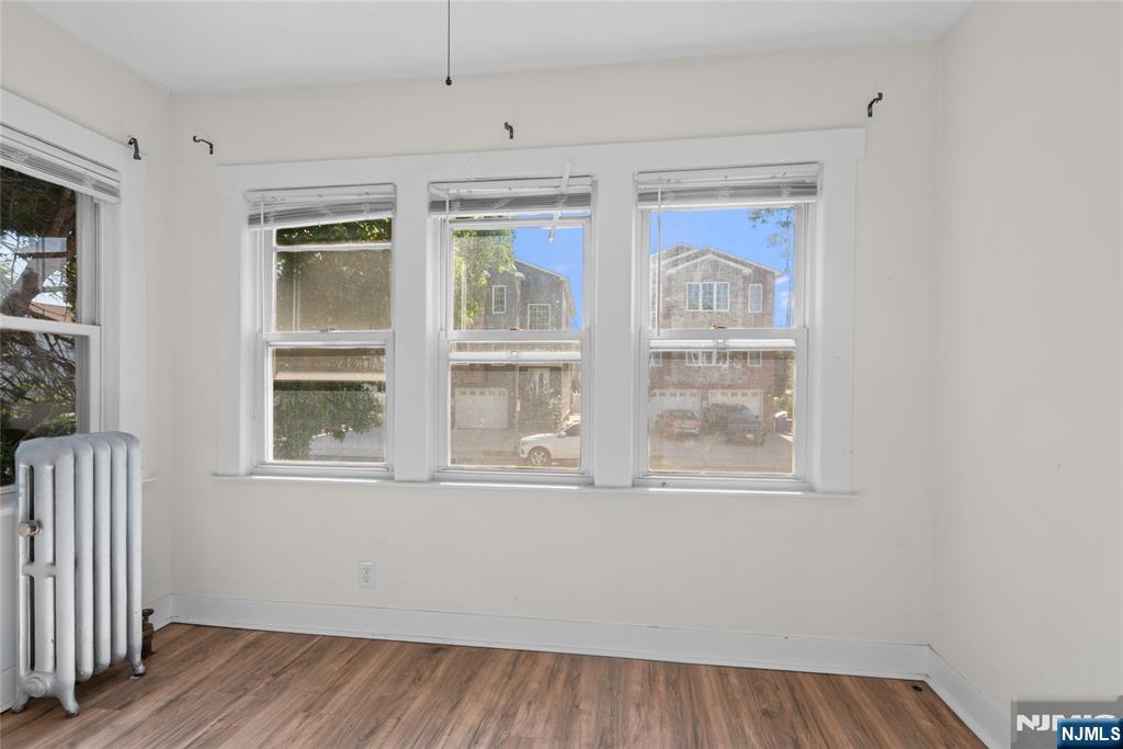 17 Cottage Place - Photo 4