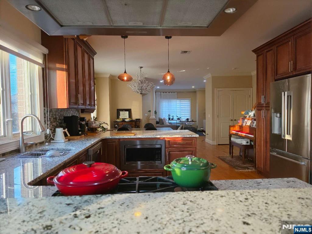 Photo 2 of Multi family home for sale at 304 E Palisades Blvd, Palisades Park, NJ 07650 | MLS# 26023510 | Listing updated on 2026-09-17