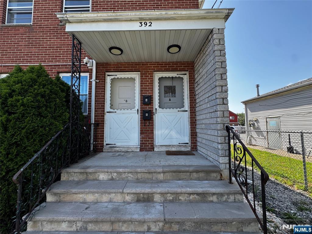 392 Washington Avenue 1A - Photo 1