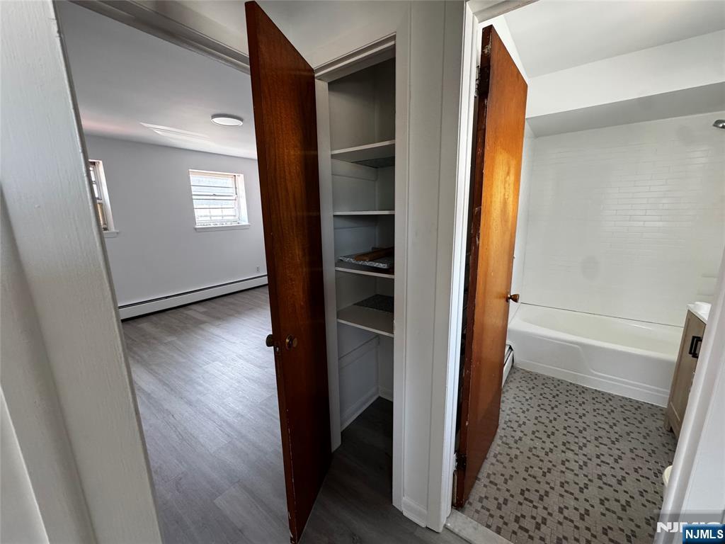 392 Washington Avenue 1A - Photo 4
