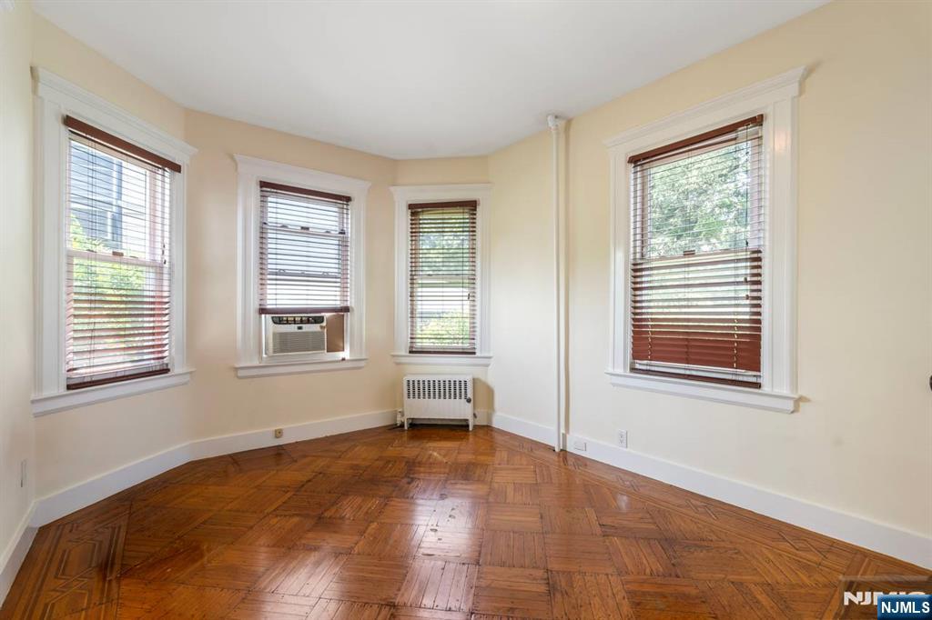 168 Orient Way — photo 12