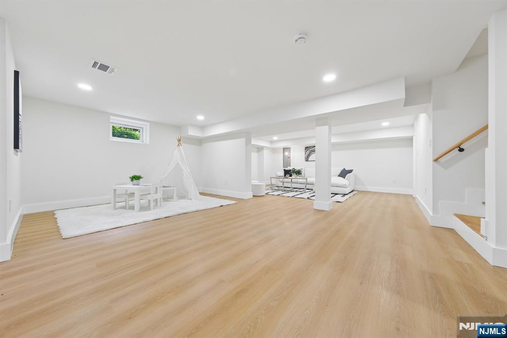 216 Gregory Avenue — photo 34