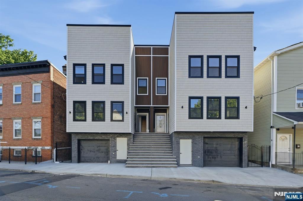 26 Parkhurst Street - Photo 1