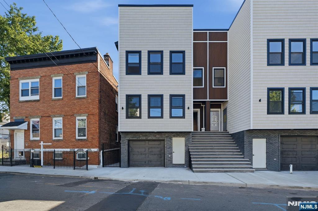 26 Parkhurst Street - Photo 3