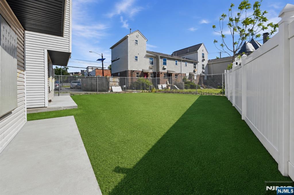 26 Parkhurst Street - Photo 4