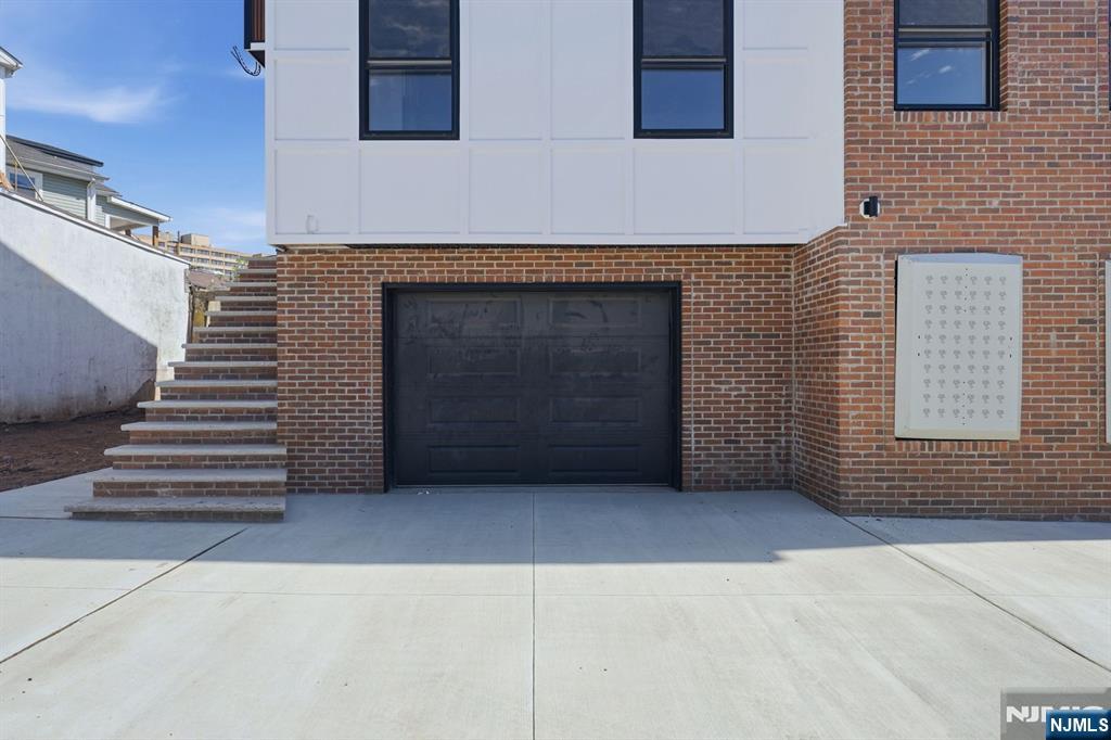 36 Parkhurst Street - Photo 2