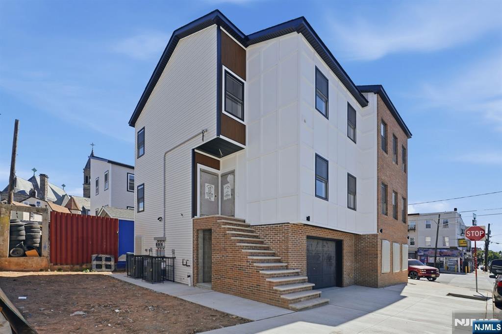 36 Parkhurst Street - Photo 3
