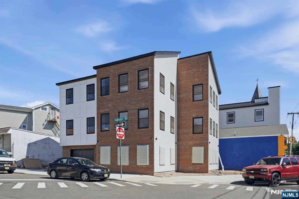 36 Parkhurst Street - Photo 4