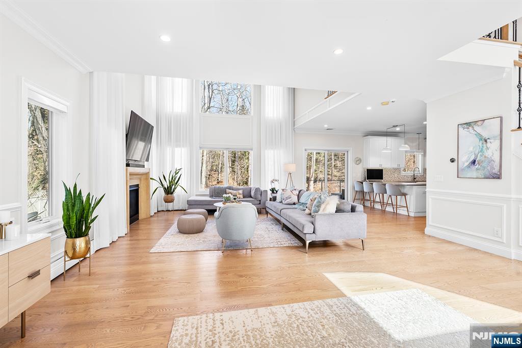 52 Glenwood Avenue - Photo 3