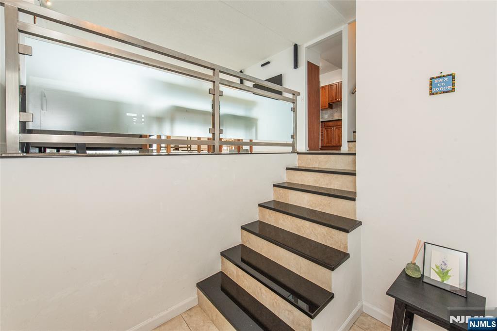 3 Horizon #1007, Fort Lee, NJ 07024