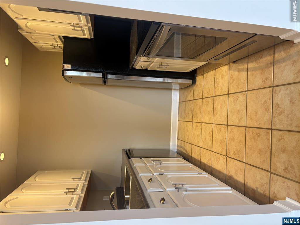 220 Main Street 202 - Photo 2