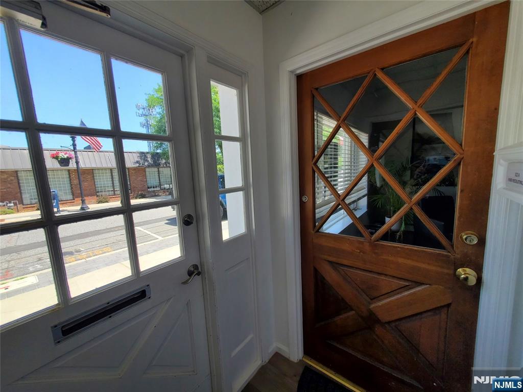 312 Saint Nicholas Avenue - Photo 4